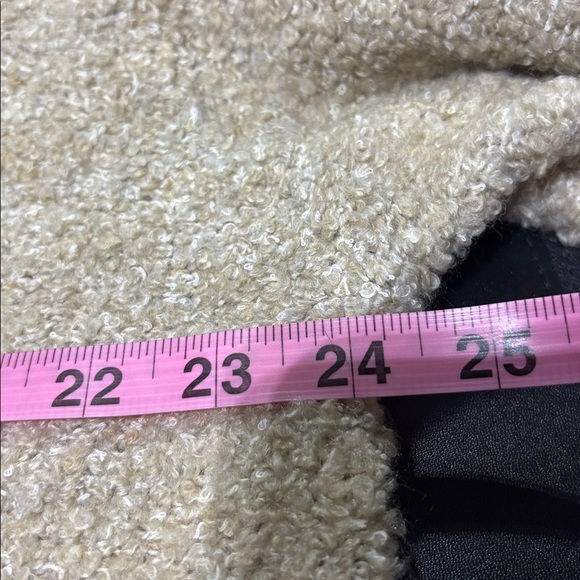 GAP Wool Blend Oversized Loose neck turtleneck,extended back hemline,soft/cozy - Picture 9 of 10